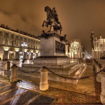 Centro Storico Lussuosa E Ampia Mansarda
